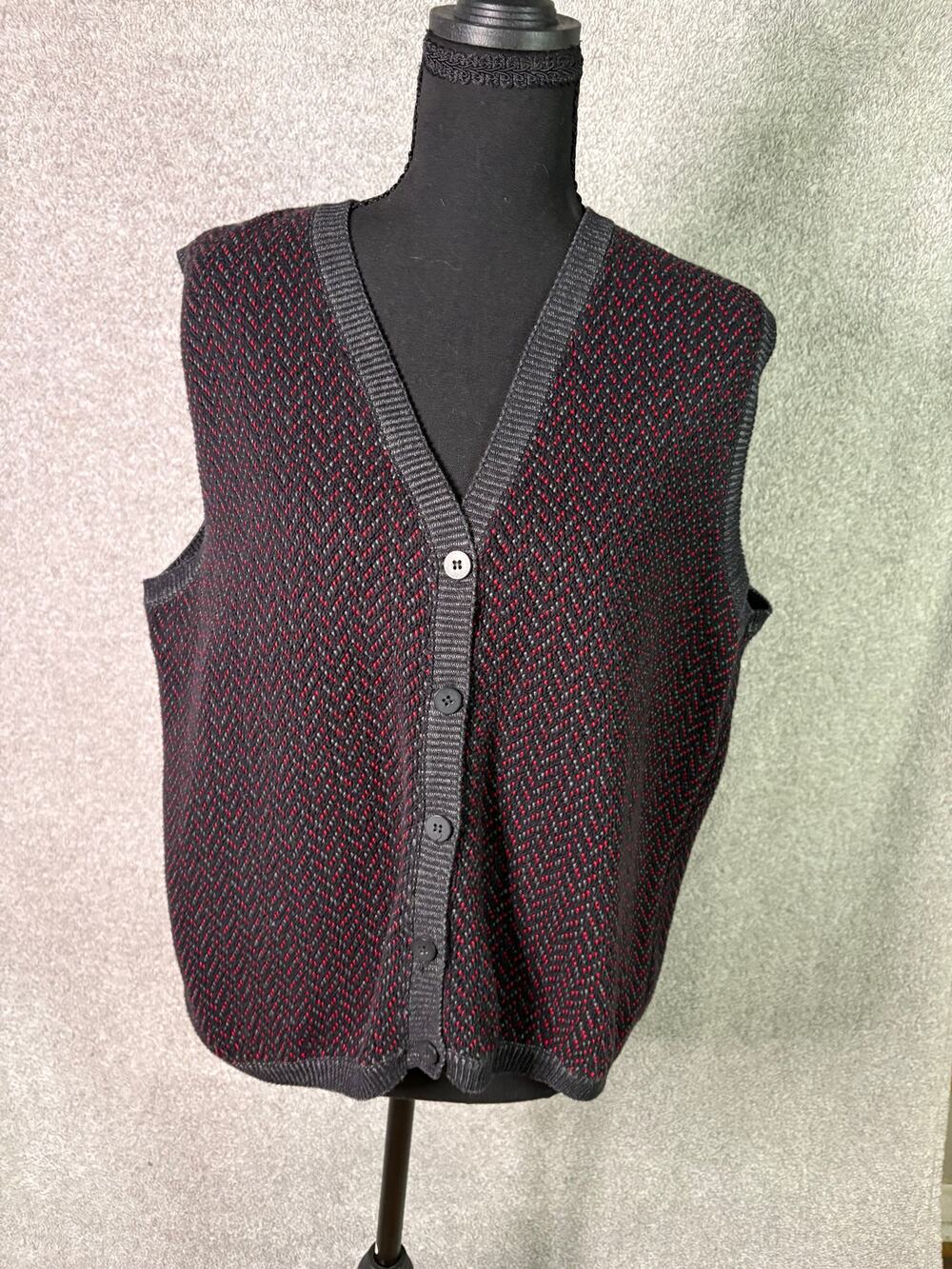 Vintage 90s First Issue Sweater Vest L Red Black Grandpacore